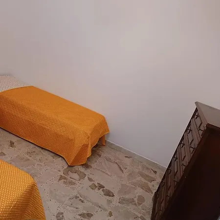 Central Apartment *